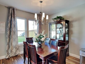 Studio (4 Bedrooms) | Property amenity