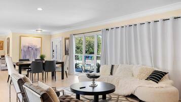 Casa (3 Bedrooms) | Parte interna