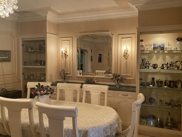 Imagen sin descripción, 1 de 20, botón