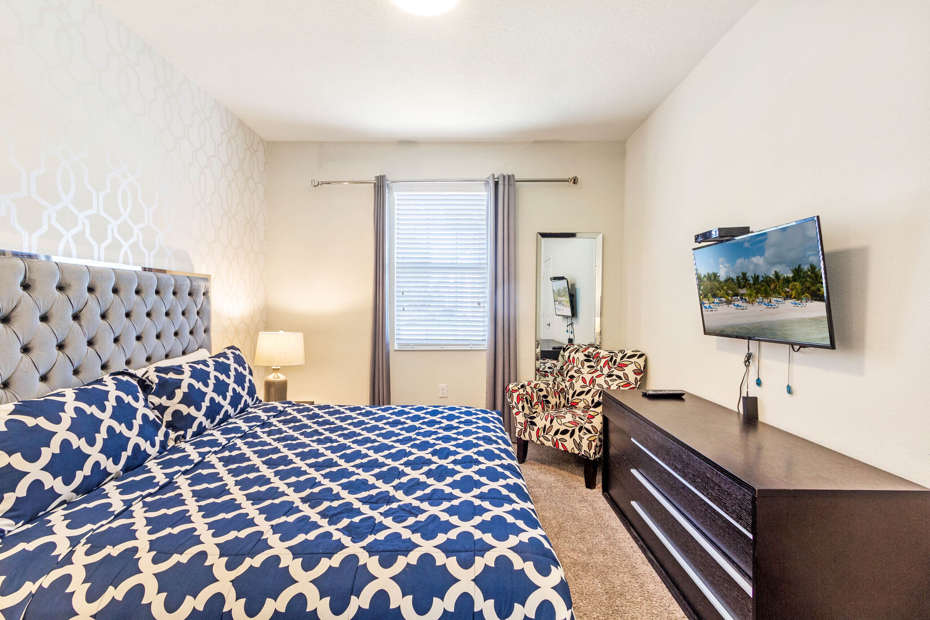 New Listing! Champions Gate Resort, 10mi to Disney & 21mi to Universal - FS377434