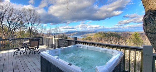 Lake View Cabin in ranger GA 4 Bedrooms
