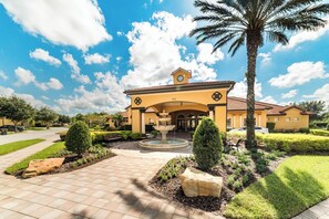 Property grounds - New Listing! Watersong Resort, 9mi to Disney & 18mi to Universal - FS384051 (Davenport)
