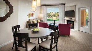 Dining - Marriott's Shadow Ridge 1- The Villages 1 Bedroom- perfect for Stagecoach. (Palm Desert)