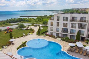 Seasonal outdoor pool