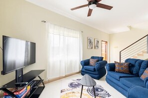 TV - Paradise in the hills (Bonhan Springs)