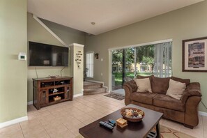 TV, DVD player - New Listing! Emerald Island Resort, 3mi to Disney & 13mi to Universal - GRH801523 (Kissimmee)