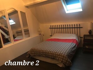 2 bedrooms, free WiFi, bed sheets - Maison A 30mns DE Paris .pres D Asterix.chantilly, Senlis .disney (BARON)