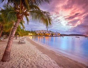 Beach nearby - Beachside 2BR Condo in Cowpet Bay West - sleeps 6 (St. Thomas)
