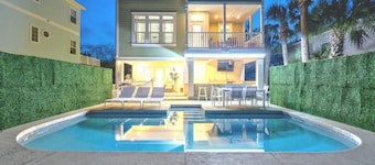 6 bedroom Oasis - Pool