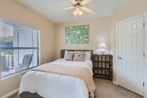 2 Schlafzimmer, Schreibtisch, WLAN, Bettwäsche