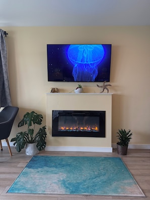 Rom – panorama, 1 kingsize-seng med sovesofa, peis, havutsikt | Sengetøy av topp kvalitet, memory foam-senger og individuelt dekorert