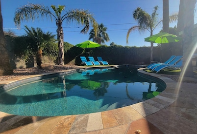 Old Town Scottsdale modern decor big pool hot tub TV on patio Comfort Convenient