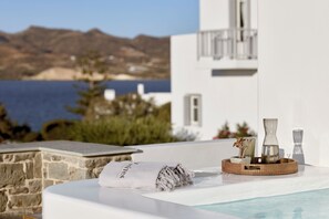 Bañera de hidromasaje privada