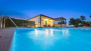 Pool - Gorgeous home in Danilo with WiFi (Danilo bIRANJ)