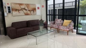 Apartment | Terrace/patio