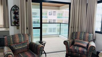 32-Zoll-LED-Fernseher mit Satellitenempfang