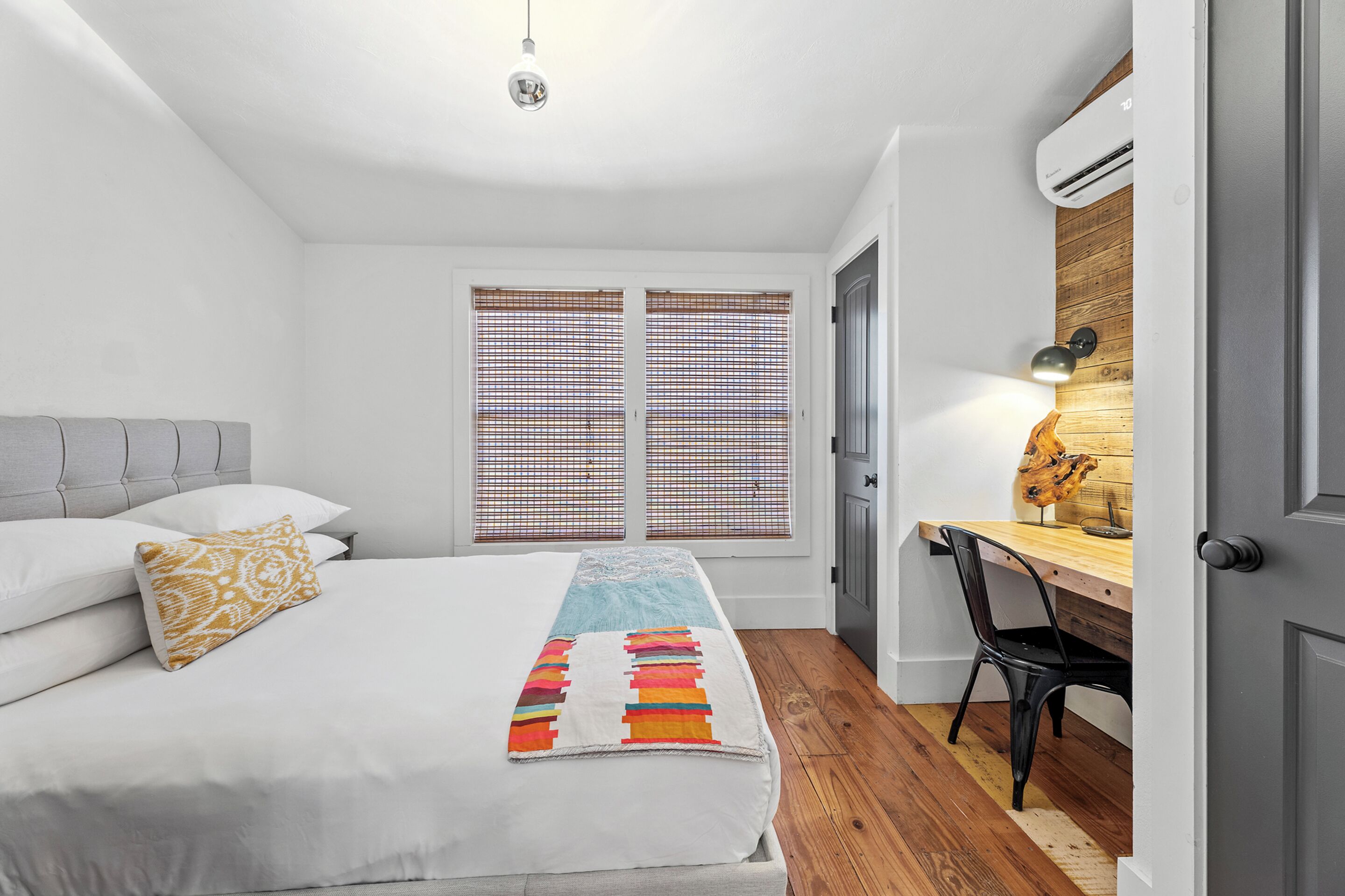 3 chambres, accès au Wi-Fi (inclus), literie fournie
