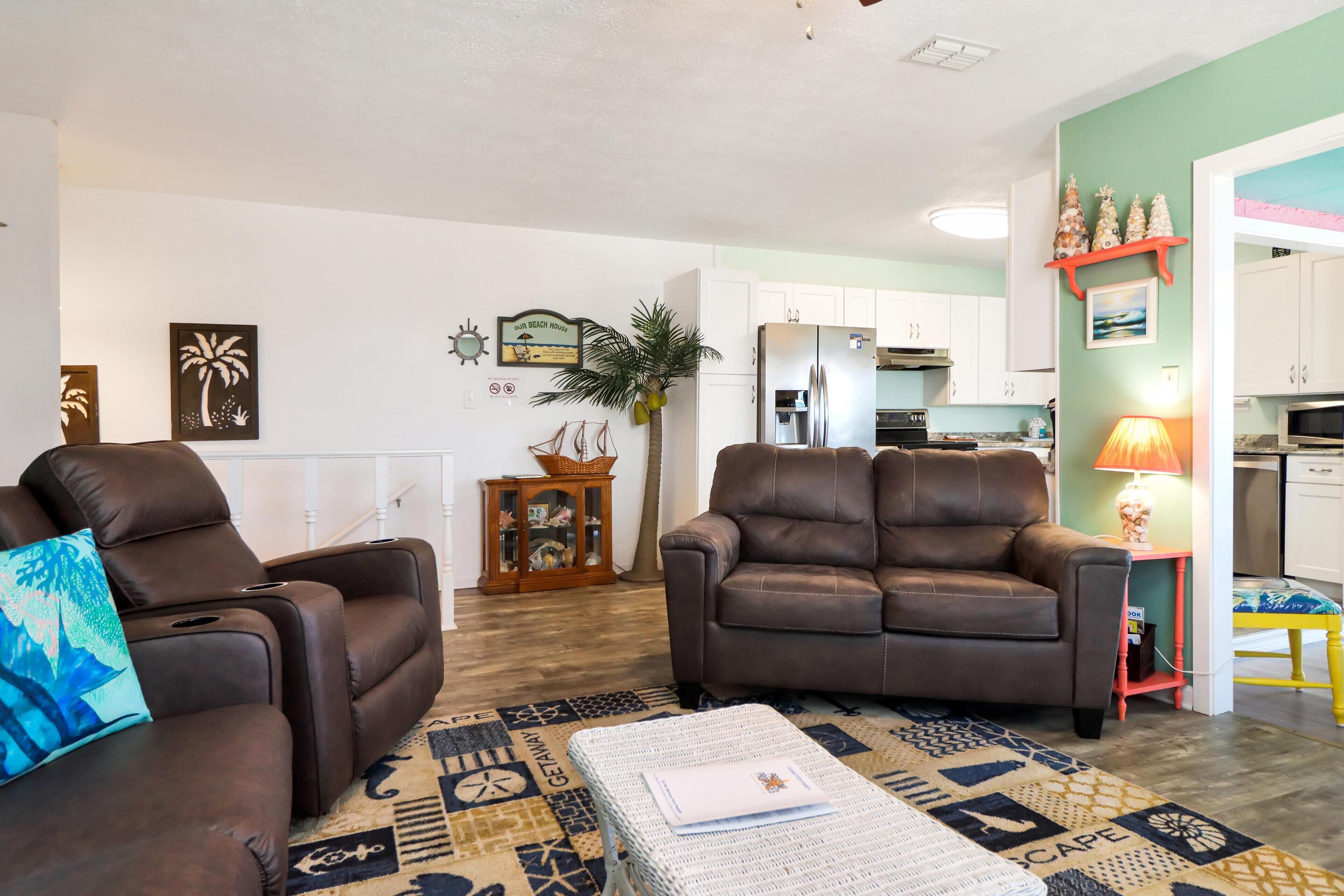 Townhome, Multiple Beds (Sea Shell) | Living area