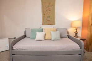 Hartwell Suites - Suite 2 | 1 bedroom, individually decorated, individually furnished, desk - Hartwell Suites (Hartwell)
