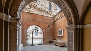 Immagine non classificata, 3 di 42, pulsante
