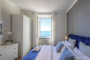 3 chambres, fer et planche à repasser, lit parapluie, Wi-Fi
