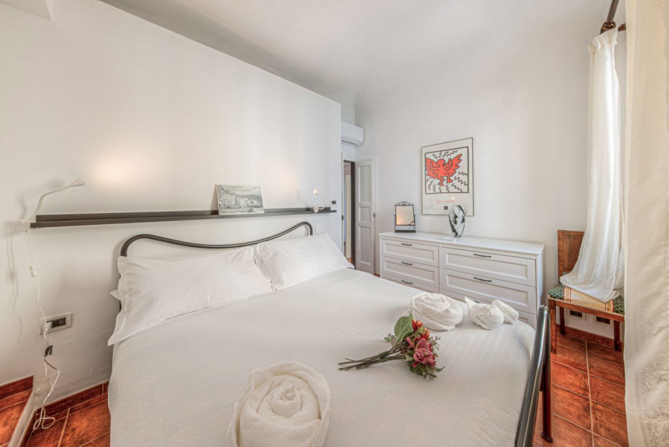 2 slaapkamers, een strijkplank/strijkijzer, wifi, beddengoed