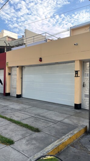 Front of property - Harmony Inn Miraflores (Lima)
