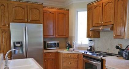 4C & Sand • Private Pool • Steps to Beach