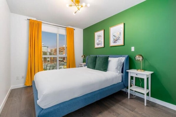 2 bedrooms, iron/ironing board, free WiFi, bed sheets