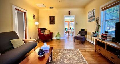 Joe's Downtown Bungalow