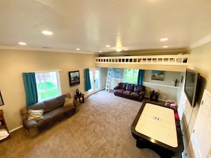Smart TV, DVD player, books