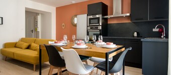 T3 moderne, totalement rénové, hypercentre Rochefort, arrivée autonome