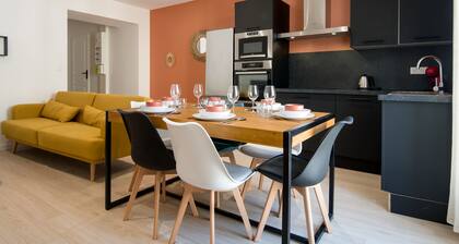 T3 moderne, totalement rénové, hypercentre Rochefort, arrivée autonome