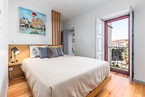 2 soverom, strykejern/-brett, reiseseng for barn og wi-fi (inkludert)