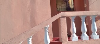 Breezy Inn overlooking the valley and the mountains. You will have own privacy.