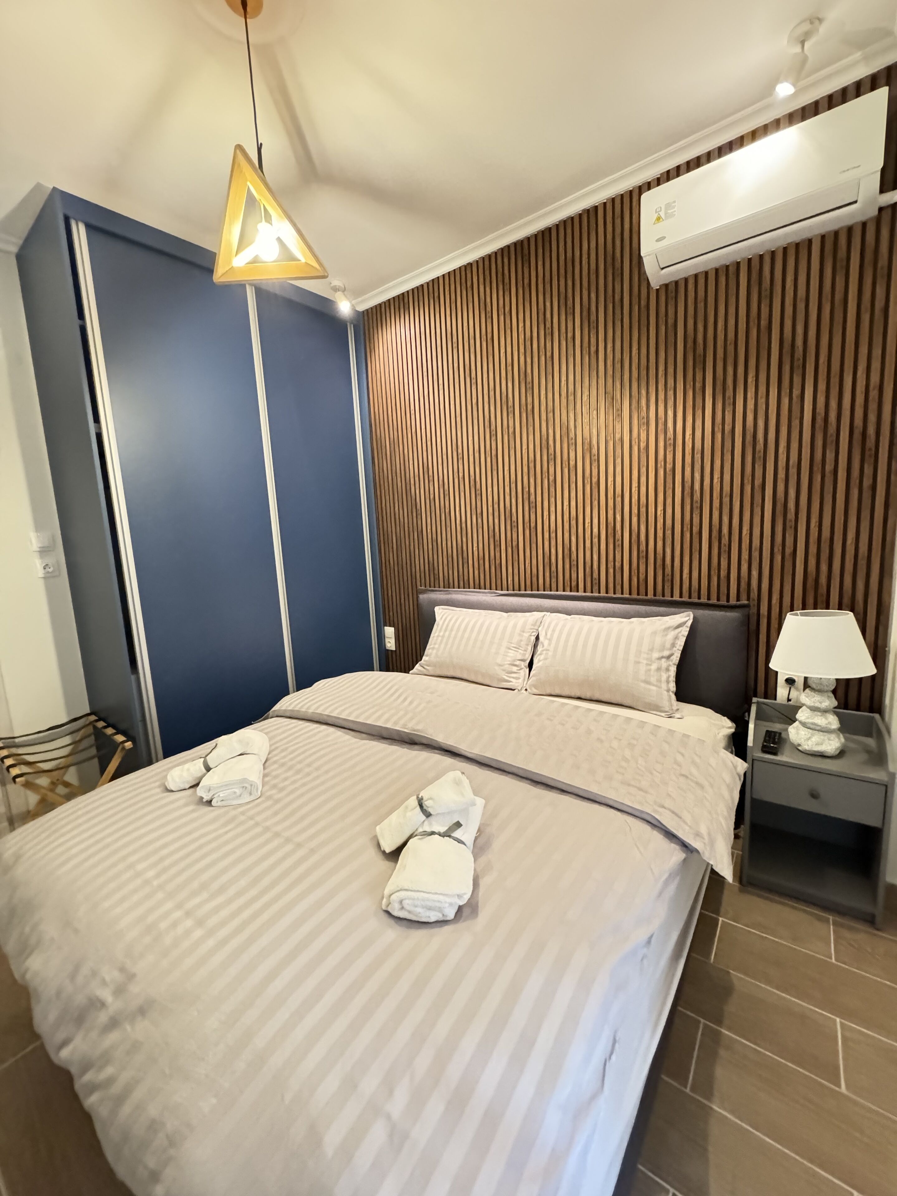 1 slaapkamer, een bureau, een strijkplank/strijkijzer, gratis wifi