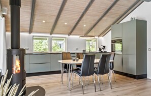 Dining - Amazing home in Hvide Sande with WiFi (Hvide Sande)