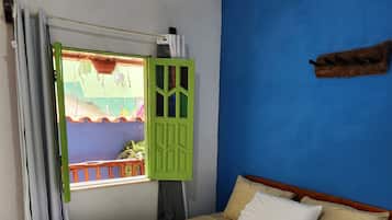 Comfort Triple Room | Blackout drapes, free WiFi, bed sheets