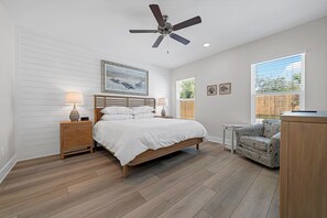 4 Schlafzimmer, Schreibtisch, Bügeleisen/Bügelbrett, kostenloses WLAN