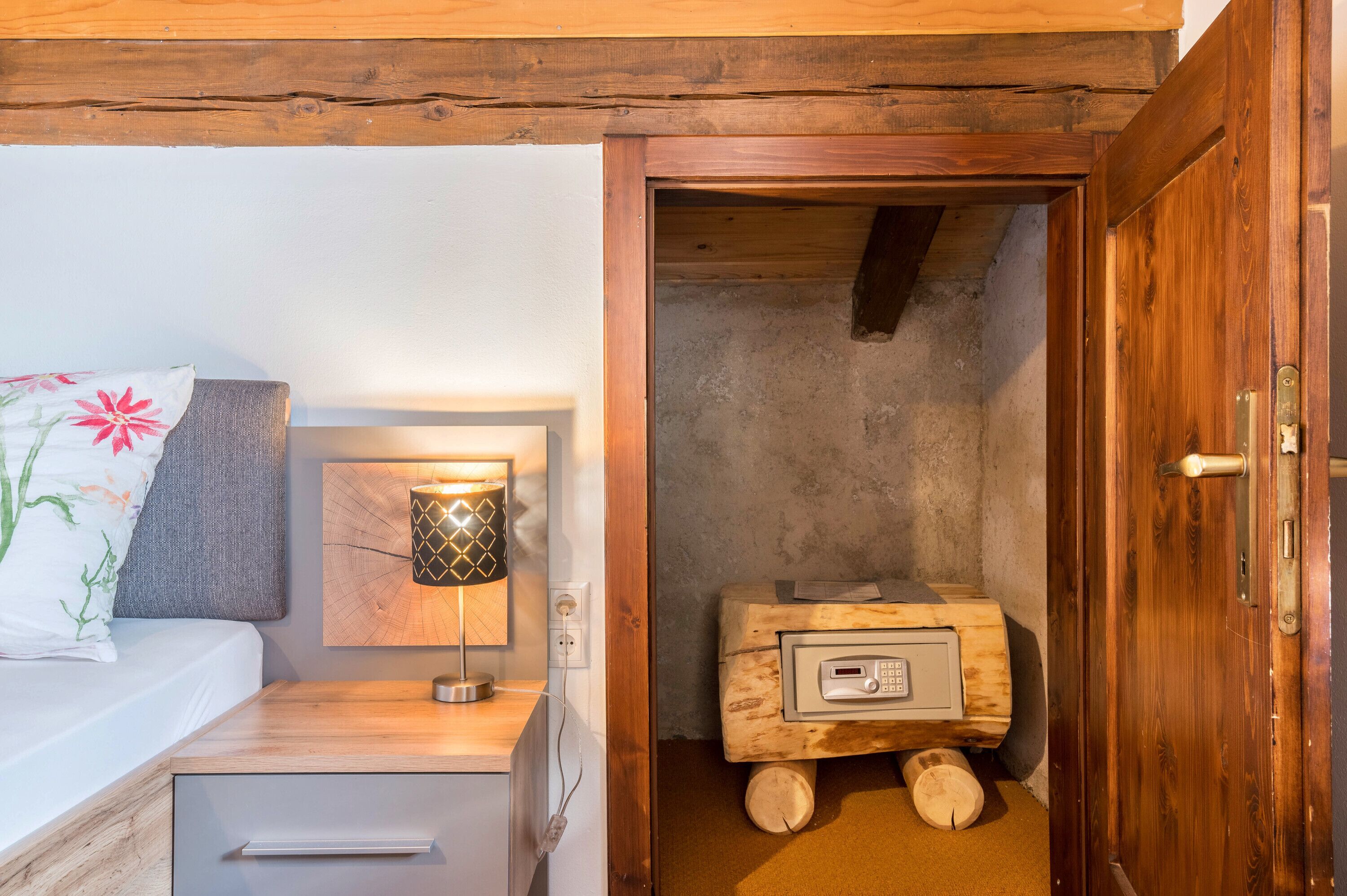 2 camere, Wi-Fi gratuito, lenzuola