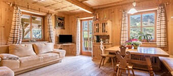 Apartamento "Stofnerhof Bauernhaus" con vistas a la montaña, jardín compartido y Wi-Fi