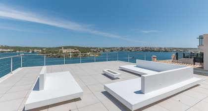 Villa 'Hastinapura' with Sea Views, Private Pool and Wi-Fi