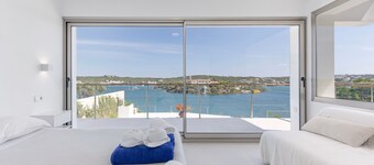 Villa „Hastinapura“ – außergewöhnlicher Meerblick, Ruhe, Luxus und Kunst