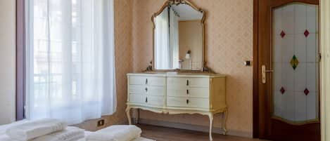 1 Schlafzimmer