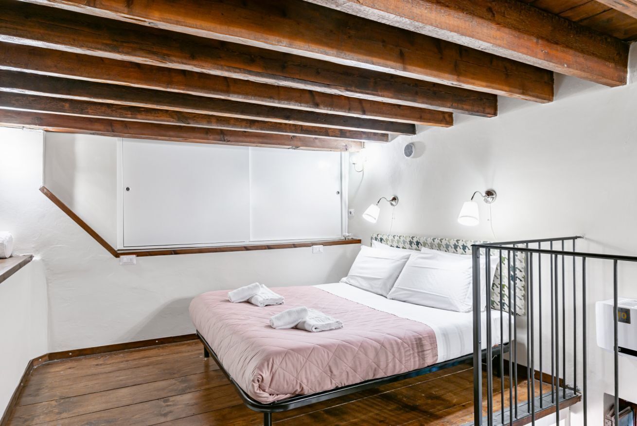 1 غرفة نوم ومكواة/لوح كي وخدمة الإنترنت وملاءات أسرّة