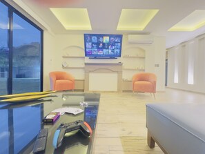 Interior - Luxury villa 🌅 with lagoon-facing bathtub, jacuzzi, grill and pizza oven 🍕 (Ver.)