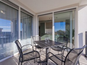 Outdoor dining - La Mar 1 by Interhome (Umag/Zambratija)