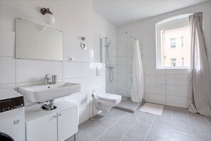 Hair dryer, towels