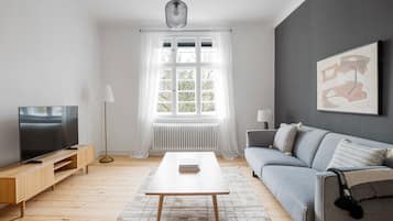 Fernseher, Stereoanlage