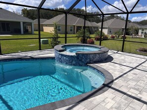 A heated pool - New 3 bedroom/3 bathroom home with pool and hot tub in Lake Denham!! (The Villages)